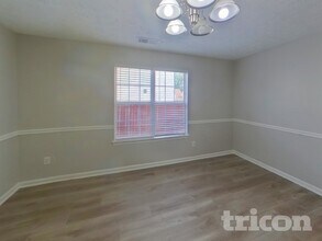 4421 Gladewood Run in Union City, GA - Building Photo - Building Photo