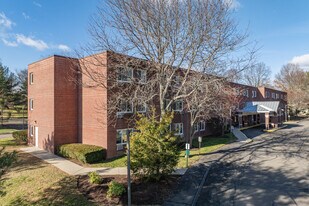 Bishop Curtis Homes - Jewett in Bridgeport, CT - Building Photo