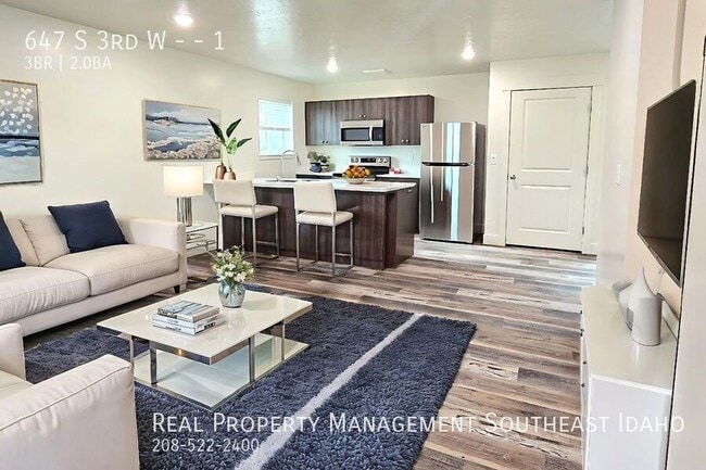 property at 647 S 3rd W