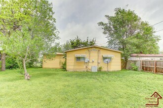 1436 NW Ozmun Ave in Lawton, OK - Building Photo - Building Photo