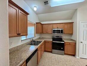 5207 Bridgewood Dr in Killeen, TX - Building Photo - Building Photo