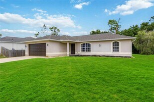 2260 Mistleto Ln in North Port, FL - Building Photo