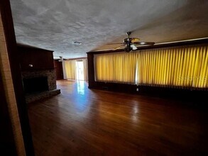 6434 Avenue G in McIntosh, FL - Building Photo - Building Photo