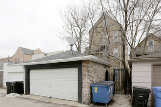 1628 N Marshfield Ave in Chicago, IL - Building Photo - Building Photo