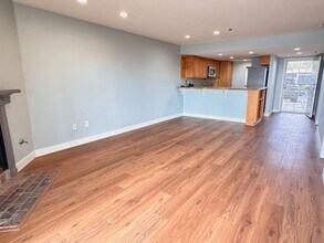 155 Mangano Cir in Encinitas, CA - Building Photo - Building Photo