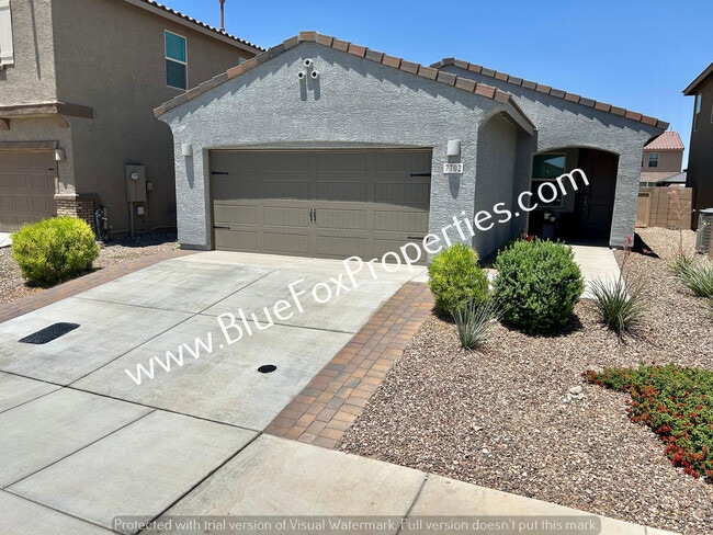 property at 7702 S Via Casa De Campo