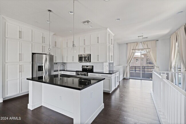 property at 6565 E Thomas Rd