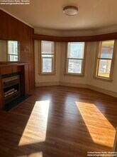 80 Upland Rd, Unit 2 in Belmont, MA - Building Photo - Building Photo