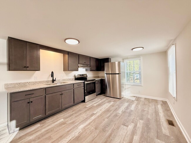 35 Easy St in Bracey, VA - Building Photo - Building Photo