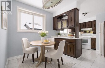 29 Monterrey Dr in Toronto, ON - Building Photo - Building Photo