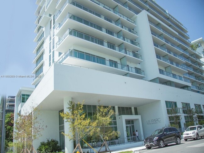 property at 1600 SW 1st Ave