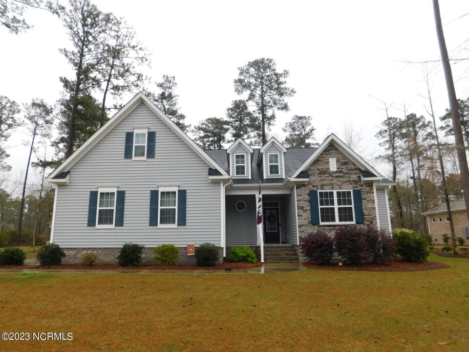 4507 Celadon Ln in New Bern, NC - Building Photo