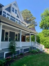 457 Park Ave, Unit Apt A in Rochester, NY - Foto de edificio - Building Photo