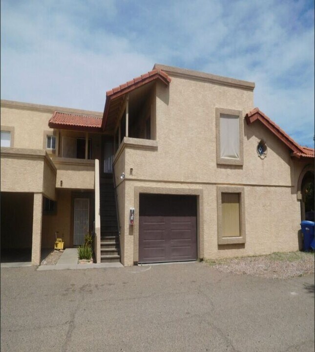 852 N Revere in Mesa, AZ - Building Photo