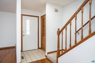 449 S Main St in Manchester, CT - Building Photo - Building Photo