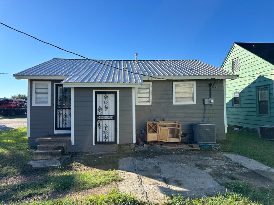 1113 Espy Dr in Clarksdale, MS - Building Photo