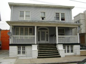 105 S Albion Pl Apartments