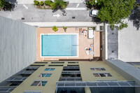 Highland Park Lofts in Miami, FL - Building Photo - Building Photo