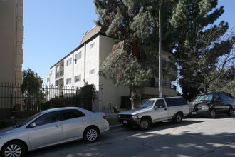 Council Street Apartments in Los Angeles, CA - Building Photo - Building Photo