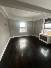 25 N Harrison St in East Orange, NJ - Foto de edificio - Building Photo