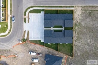 3604 Hidalgo Cir, Unit 4-230 in Brownsville, TX - Building Photo - Building Photo