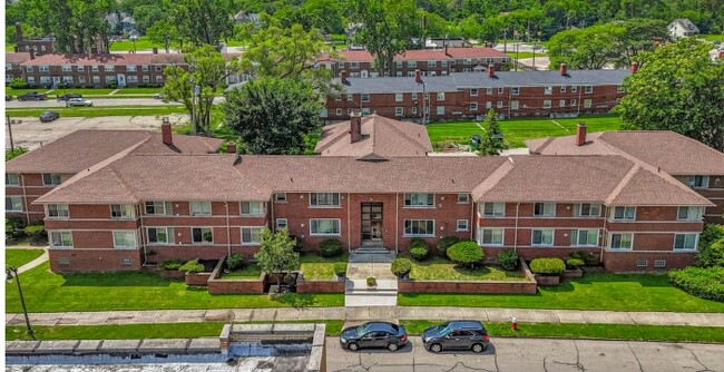 Whitmore Apartments in Detroit, MI - Building Photo - Building Photo