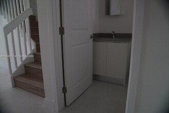 1280 N Flagler Ave in Homestead, FL - Building Photo - Building Photo