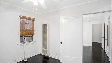 1115 S Highland Ave in Los Angeles, CA - Building Photo - Building Photo