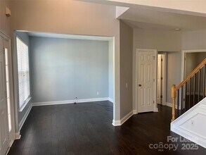 8601 Fieldcroft Dr, Unit 442 in Charlotte, NC - Building Photo - Building Photo