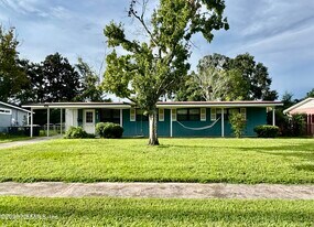 10857 Dulawan Dr in Jacksonville, FL - Building Photo