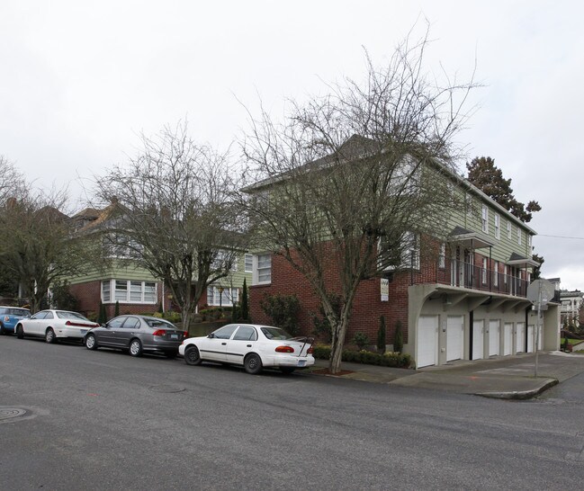 Bowers Apartments in Portland, OR - Foto de edificio - Building Photo