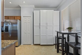 9715 Acqua Ct in Naples, FL - Building Photo - Building Photo