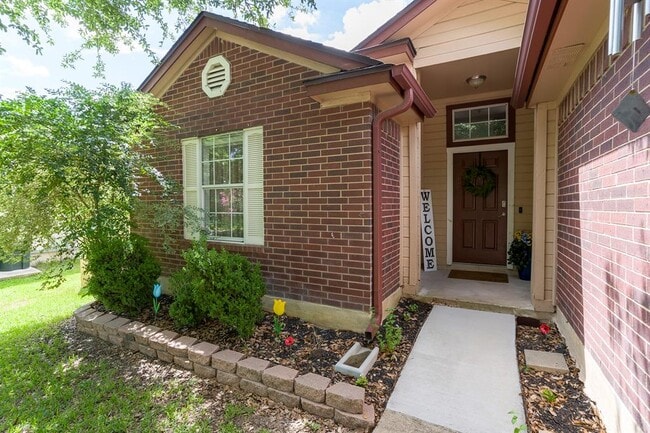 906 Iris Dr in Georgetown, TX - Building Photo - Building Photo