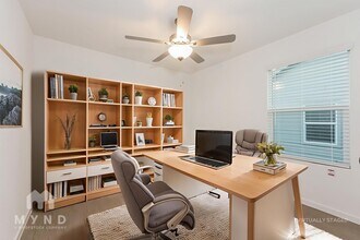 2741 Ctr Crk Ln in Fort Worth, TX - Foto de edificio - Building Photo