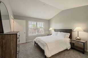 Landings at Cedar Creek in Monroe, MI - Building Photo