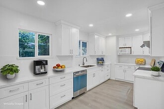 15965 Blossom Hill Rd in Los Gatos, CA - Building Photo - Building Photo