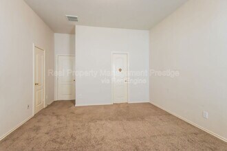4522 Marquis Ave in Baytown, TX - Building Photo - Building Photo