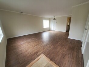 31 Stuart Ave in Norwalk, CT - Building Photo - Building Photo