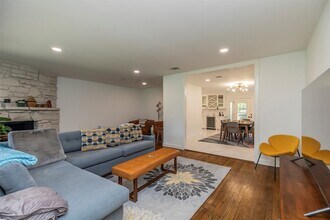 6106 Kuldell Dr in Houston, TX - Building Photo - Building Photo
