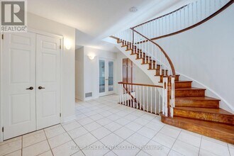 87a Hill Crescent in Toronto, ON - Building Photo - Building Photo
