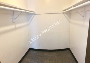 1805 Parker Cir in Norfolk, NE - Building Photo - Building Photo