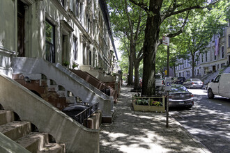 22 Hamilton Ter in New York, NY - Building Photo - Building Photo