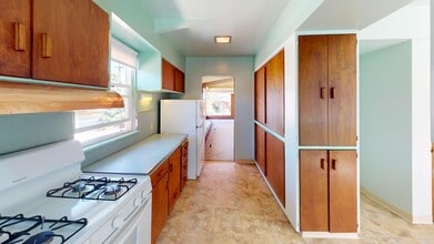 50 La Entrada Ave in San Luis Obispo, CA - Building Photo - Building Photo