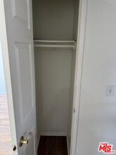 1250 S Westgate Ave in Los Angeles, CA - Building Photo - Building Photo