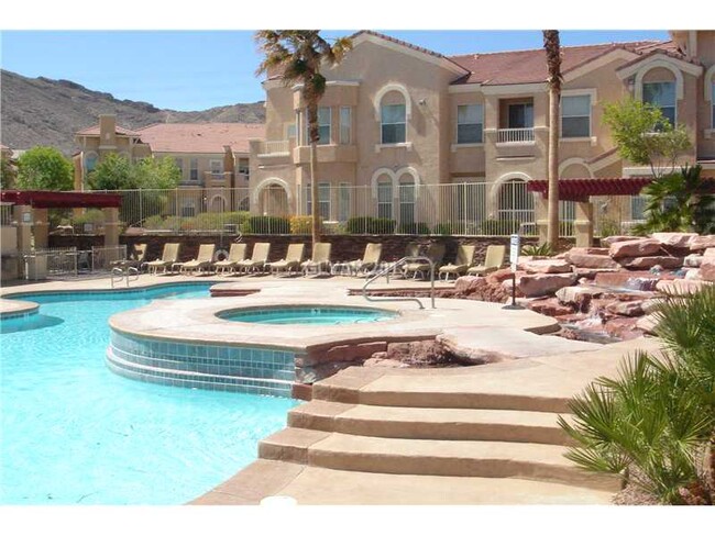 10550 W Alexander Rd, Unit 1199 in Las Vegas, NV - Building Photo - Building Photo