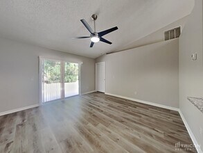 16 Rymsen Ln in Palm Coast, FL - Building Photo - Building Photo