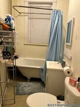 211 Park Dr, Unit 1 in Boston, MA - Building Photo - Building Photo