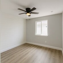 7598 Coldwater Canyon Ave in Los Angeles, CA - Foto de edificio - Building Photo