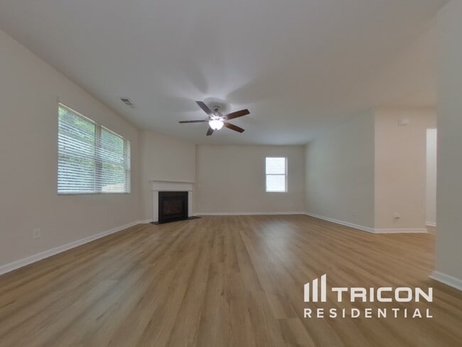 236 Arbor Creek Dr in Dallas, GA - Building Photo - Building Photo