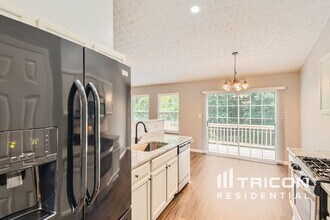 3055 W Green Loop in Mcdonough, GA - Building Photo - Building Photo